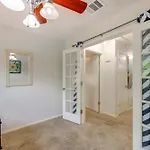 Dog-Friendly Live Oak Home With Hot Tub And Game Room!