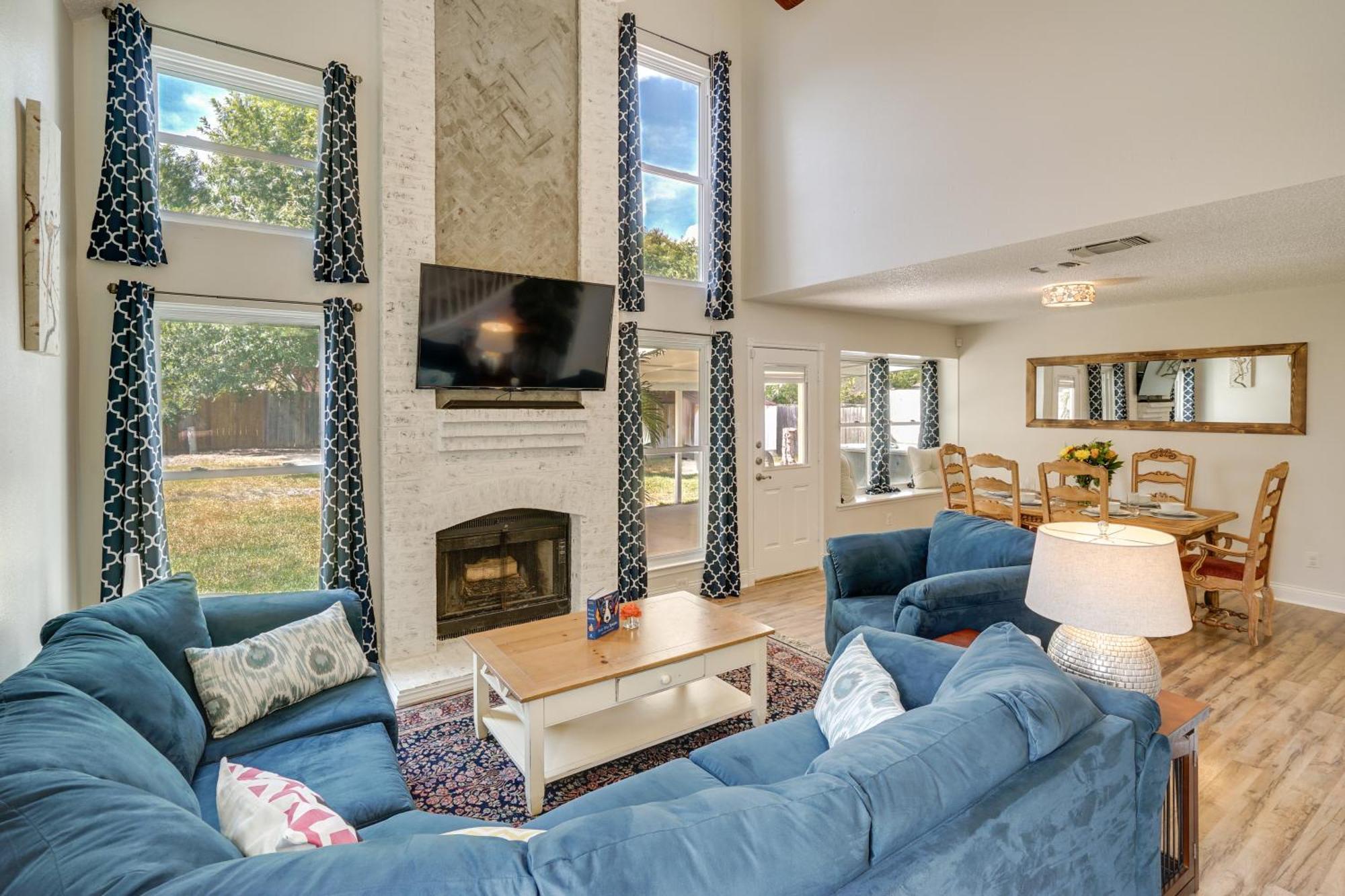 Сasa de vacaciones Dog-friendly Live Oak With Hot Tub And Game Room! *