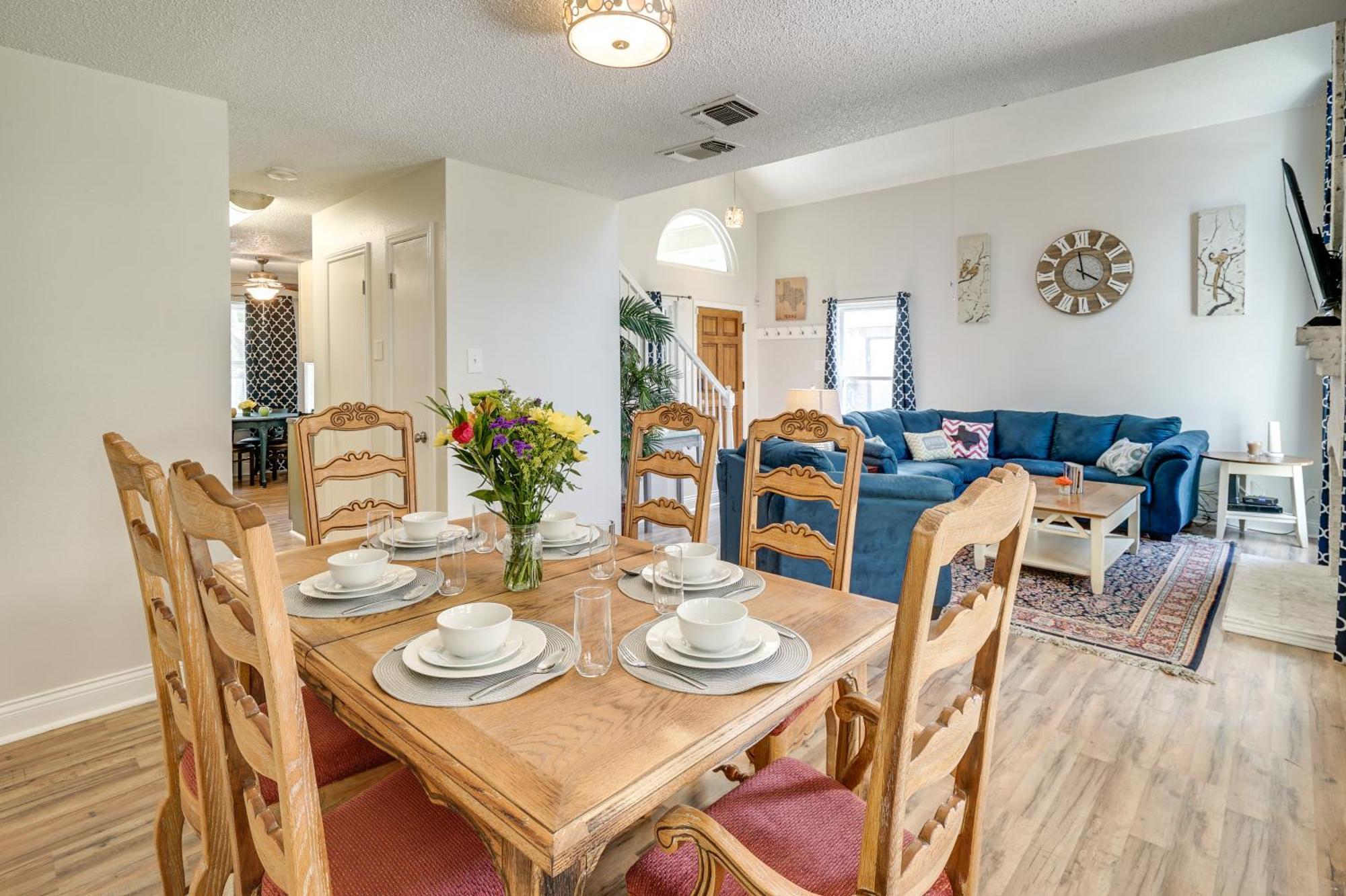 Сasa de vacaciones Dog-friendly Live Oak With Hot Tub And Game Room! *