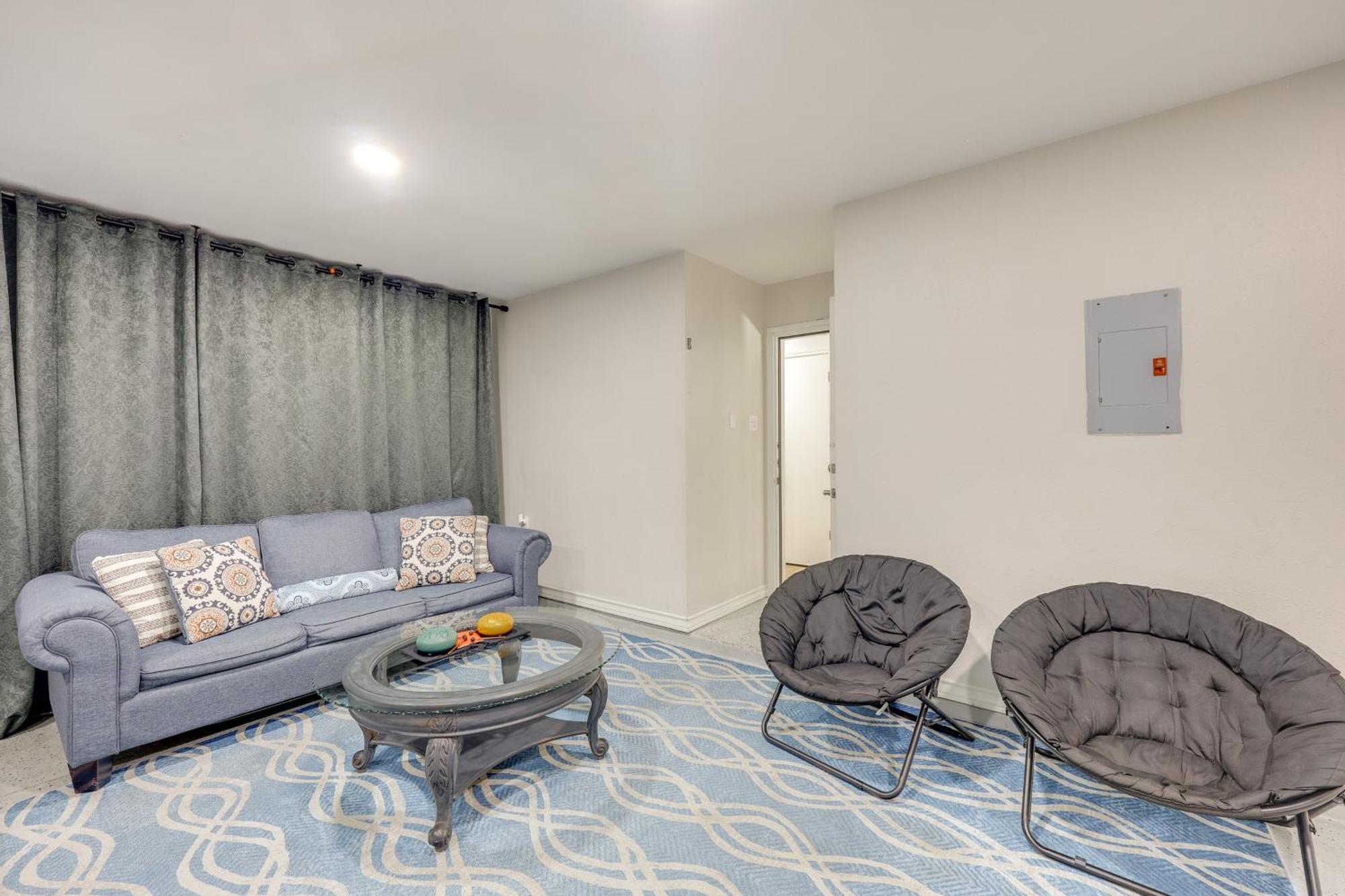 Сasa de vacaciones Dog-friendly Live Oak With Hot Tub And Game Room! San Antonio